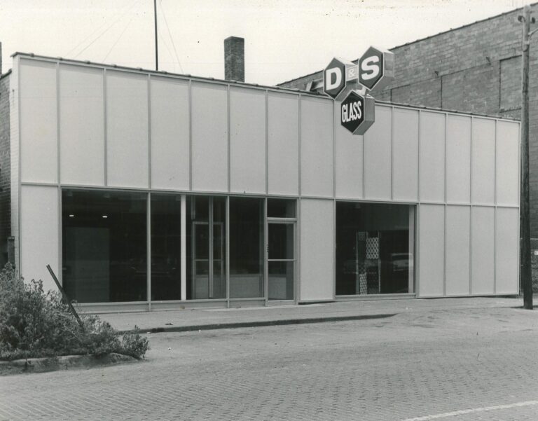 D&S Building