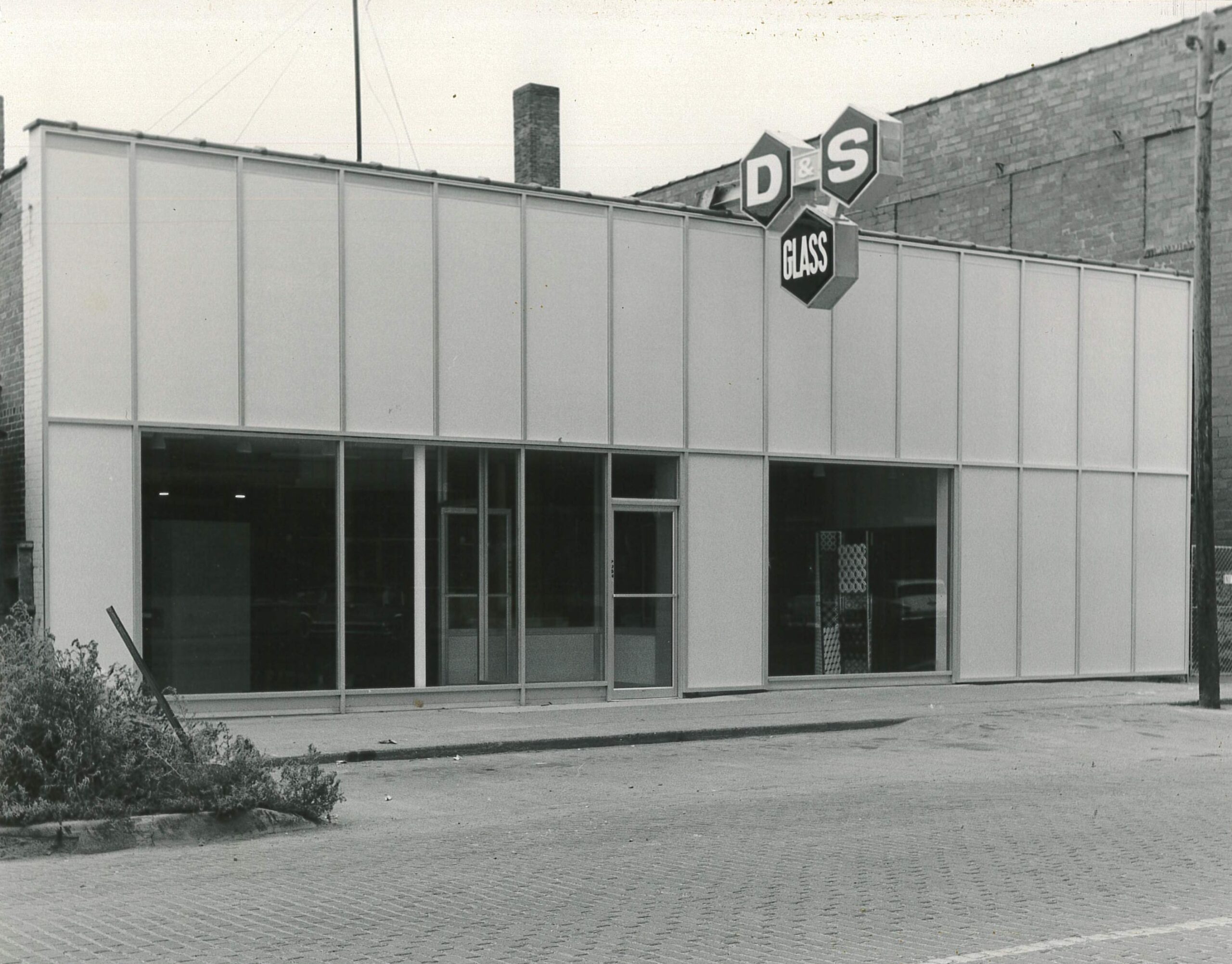 D&S Building